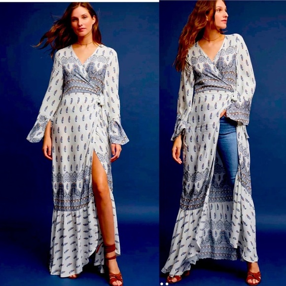 Anthropologie Dresses & Skirts - Anthropologie Saachi paisley printed wrap dress